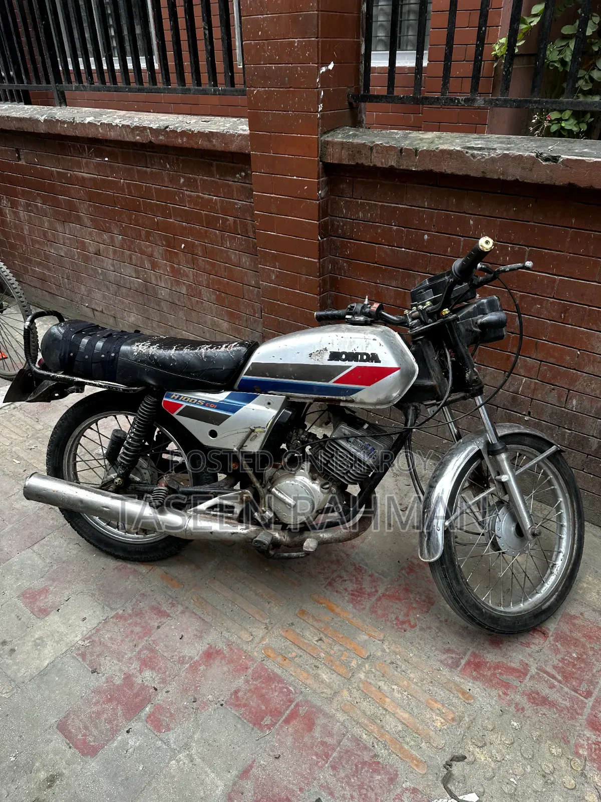 হোন্ডা সিজি১১০ ১৯৯৯ সিলভার