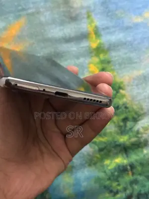 Tecno Camon 40 Pro 4G 256 GB Silver