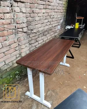 Premium Frame Table