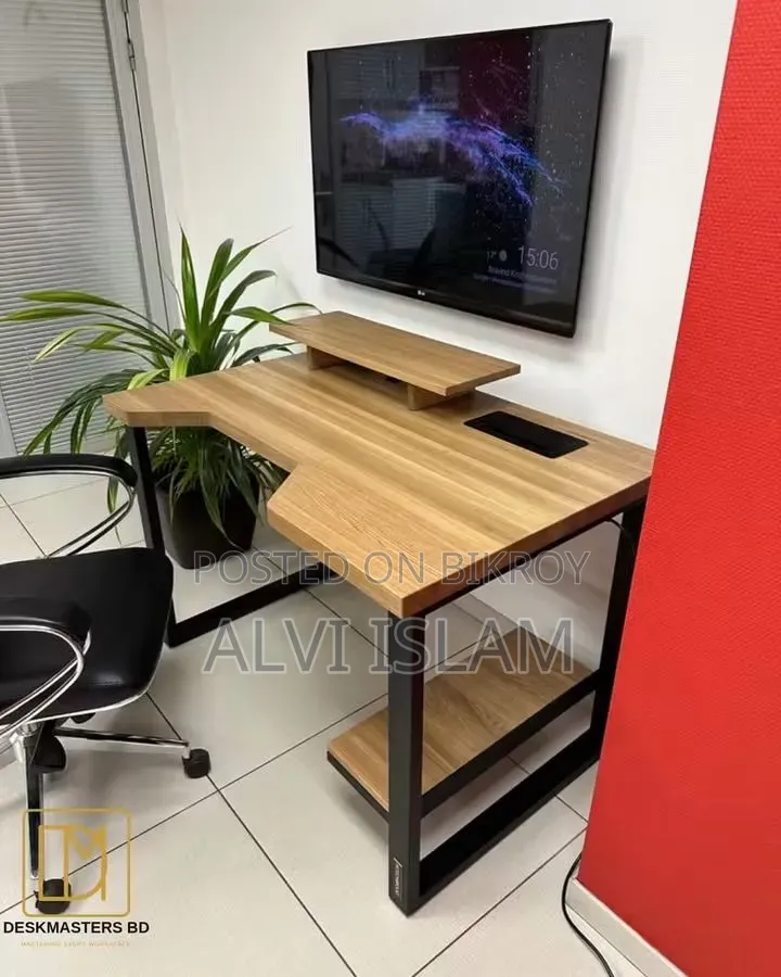 Premium Frame Table