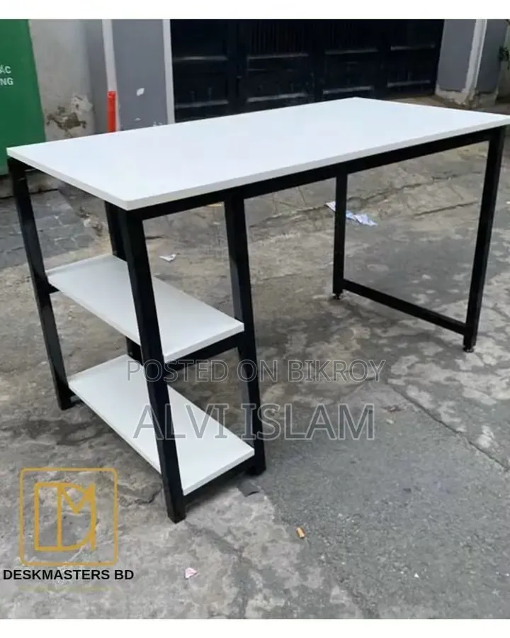 Premium Frame Table