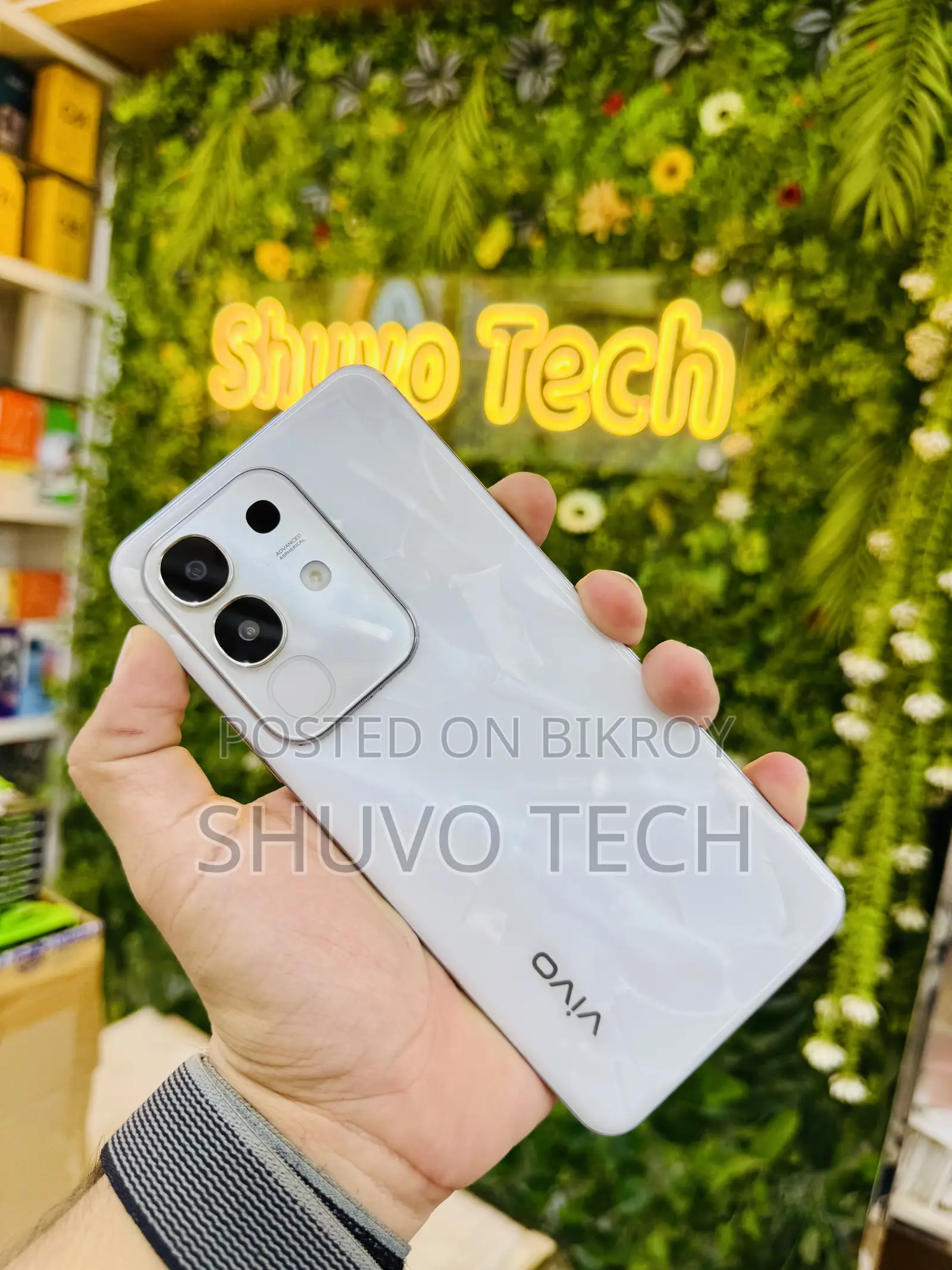 ভিভো ওয়াই২৯ ১২৮ জিবি হোয়াইট