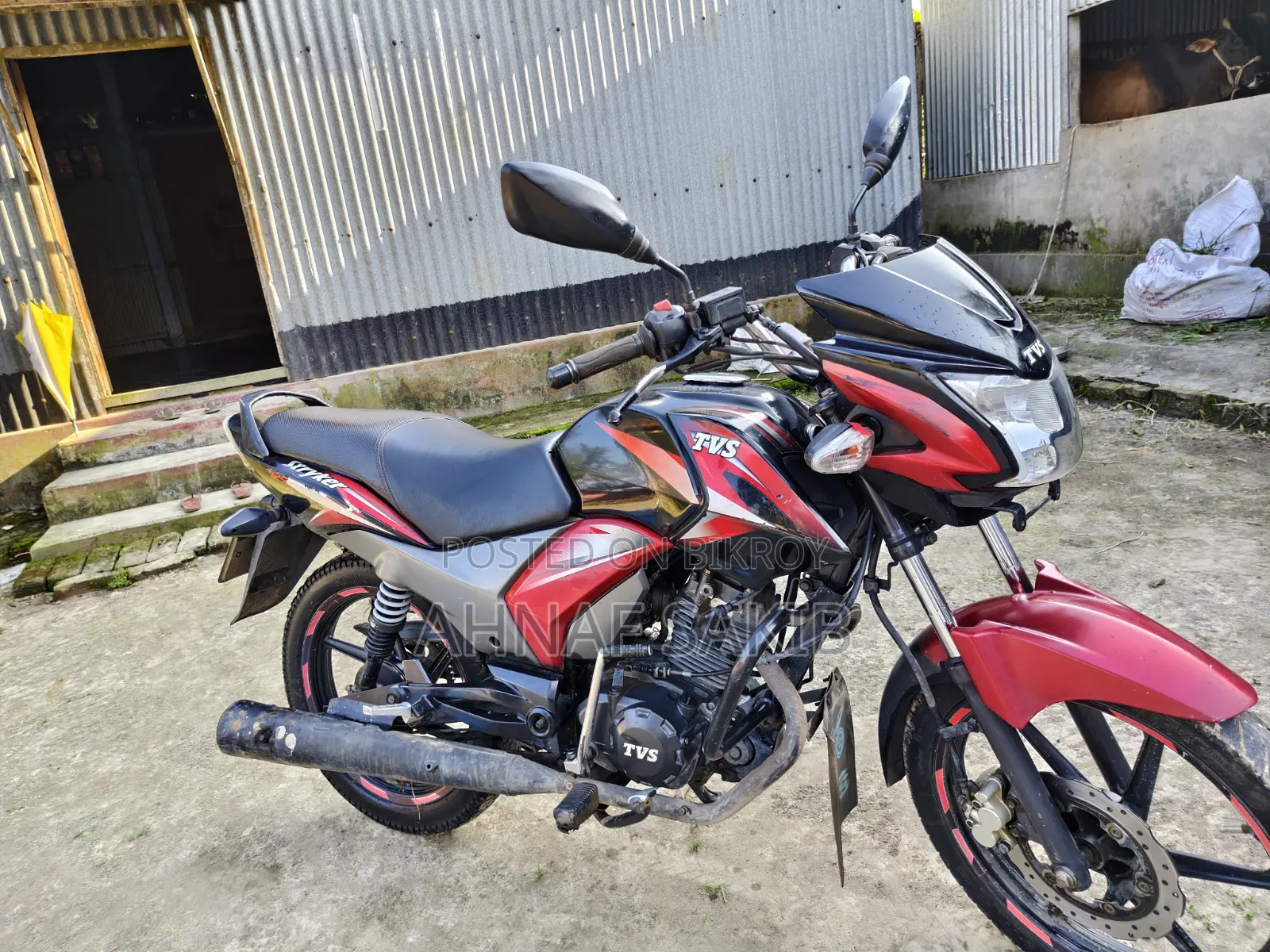 টিভিএস স্ট্রাইকার ১২৫ ২০১৮ কালো