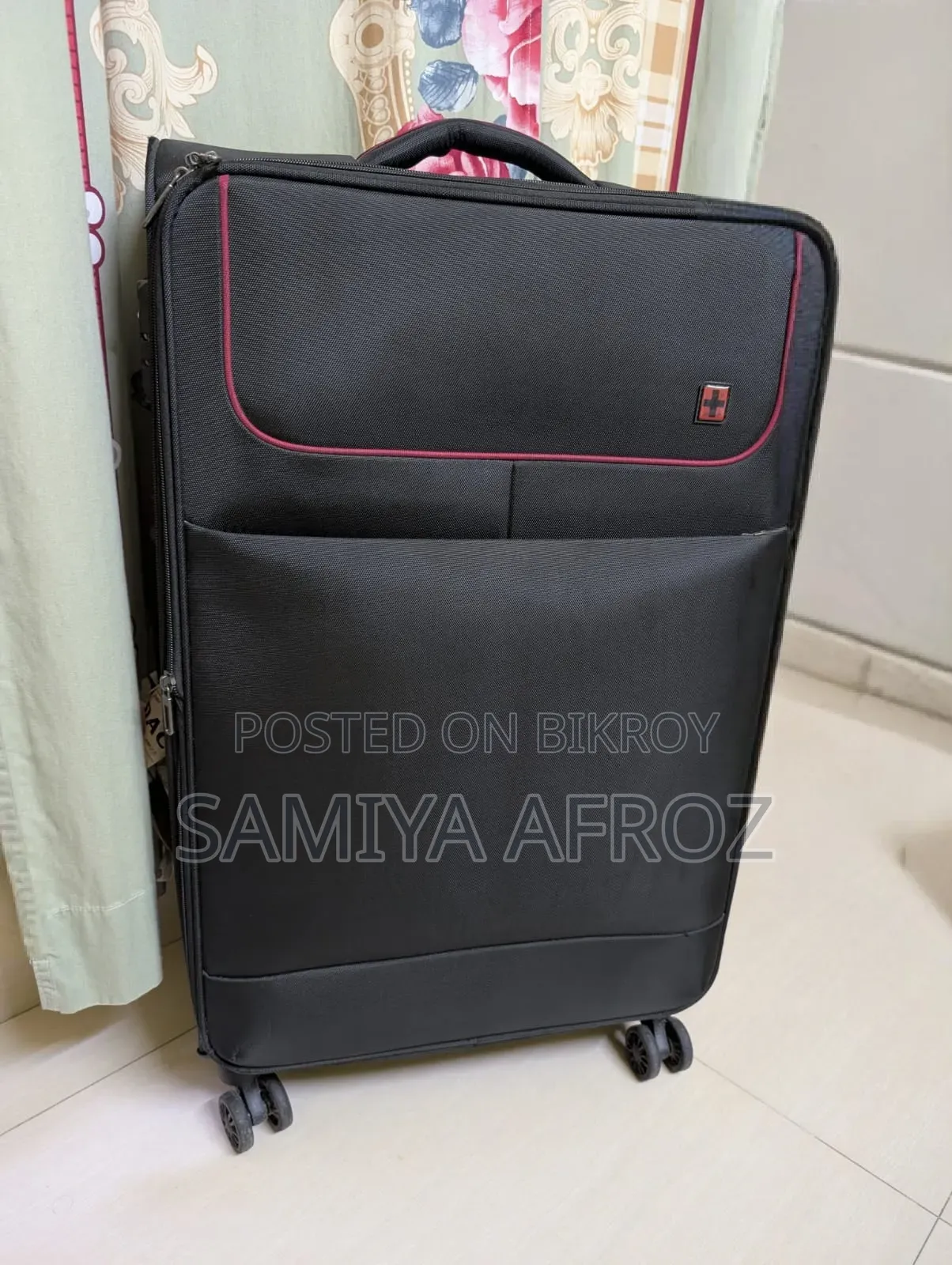 ট্রাভেল লাগেজ ব্যাগ