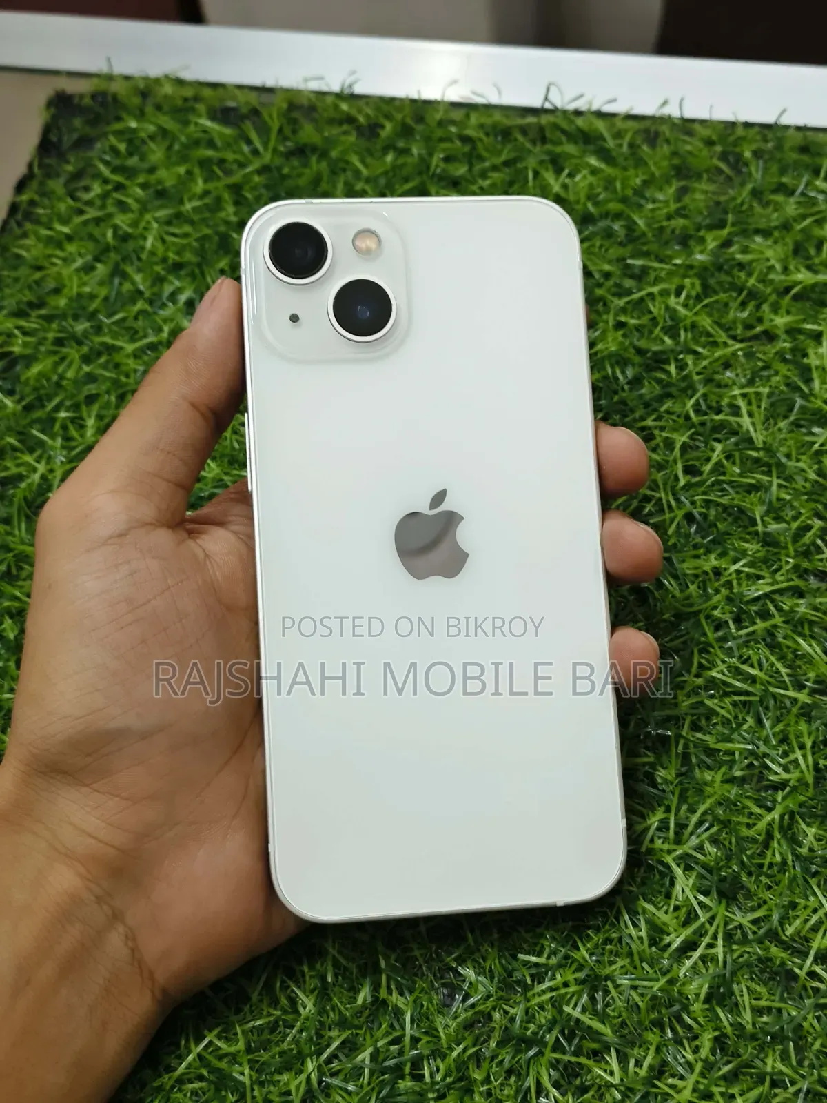 অ্যাপল আইফোন ১৩ ১২৮ জিবি হোয়াইট