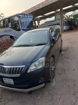 Toyota Premio 2012 Black