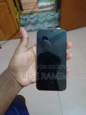 Apple iPhone X 64 GB White