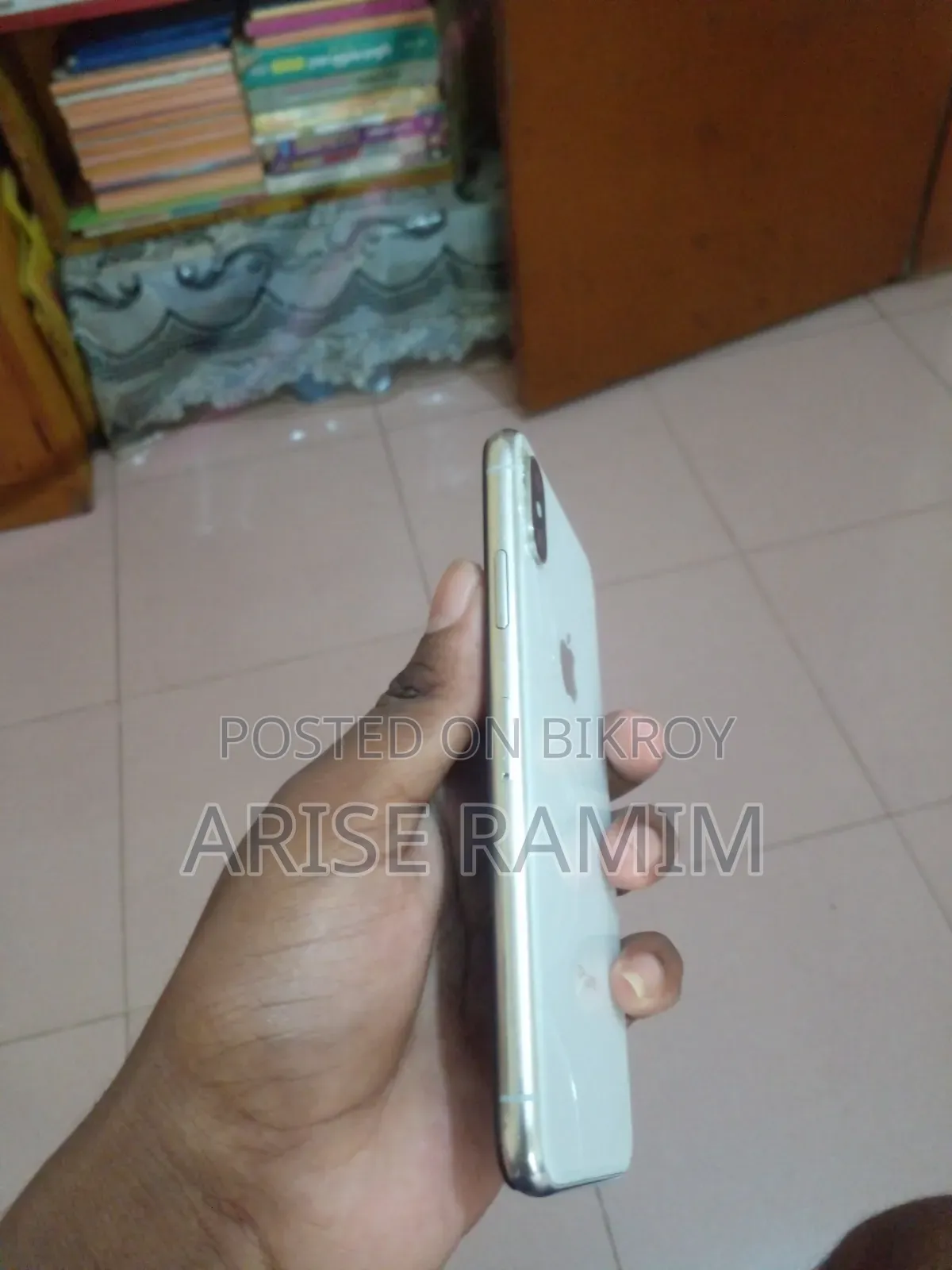 Apple iPhone X 64 GB White