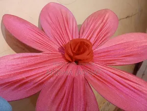ডেকোরেশন ফ্লাওয়ার