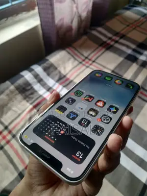 অ্যাপল আইফোন ১২ ১২৮ জিবি হোয়াইট