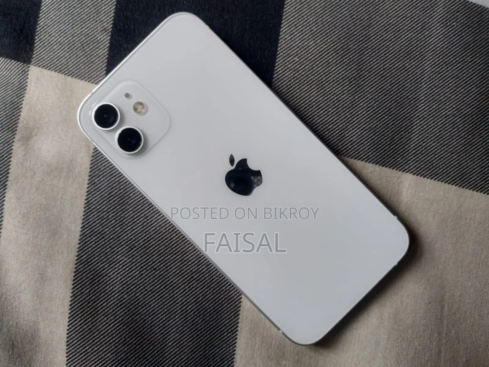 অ্যাপল আইফোন ১২ ১২৮ জিবি হোয়াইট