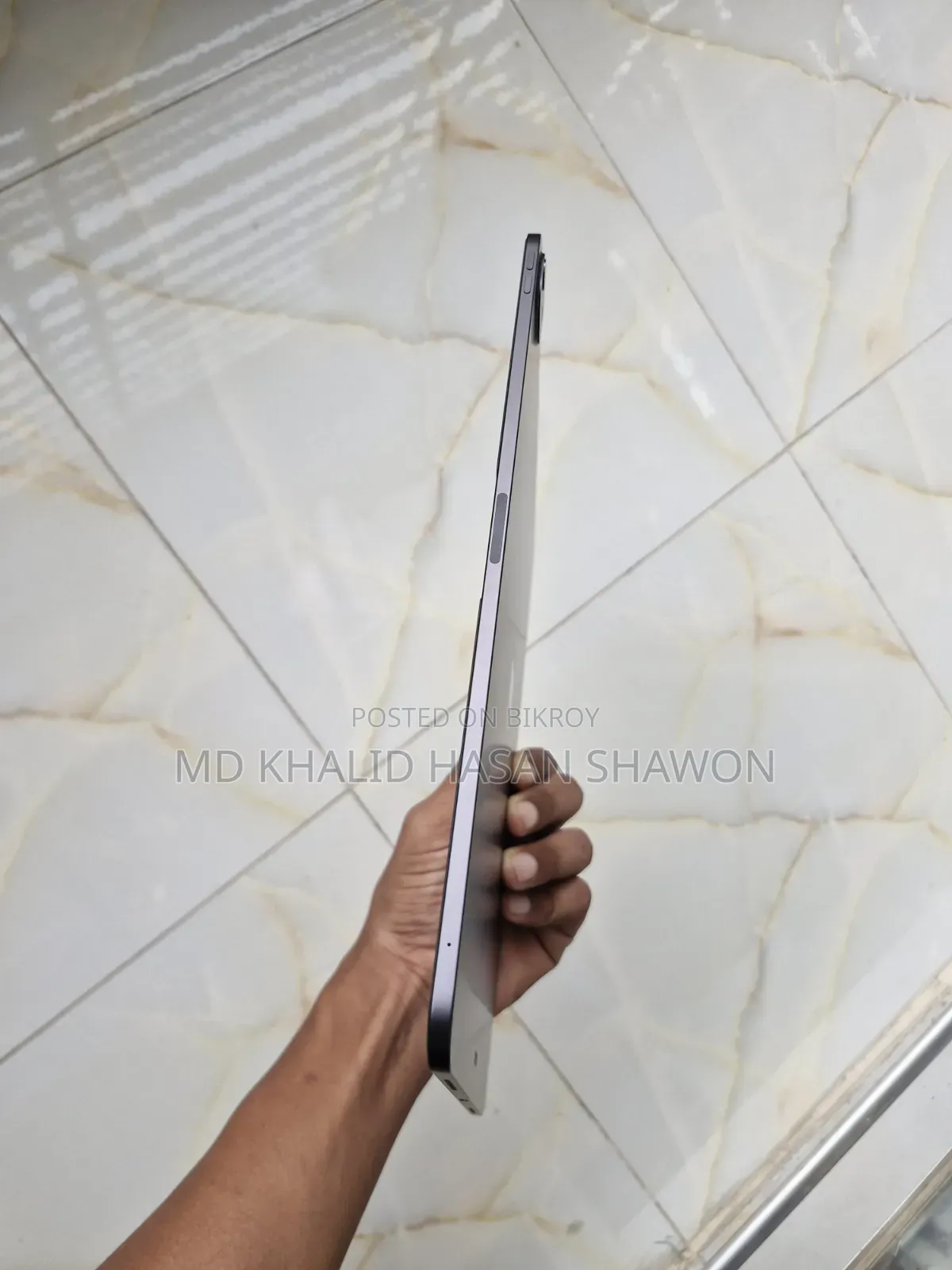 New Apple iPad Pro 13 (2025) 256 GB Black