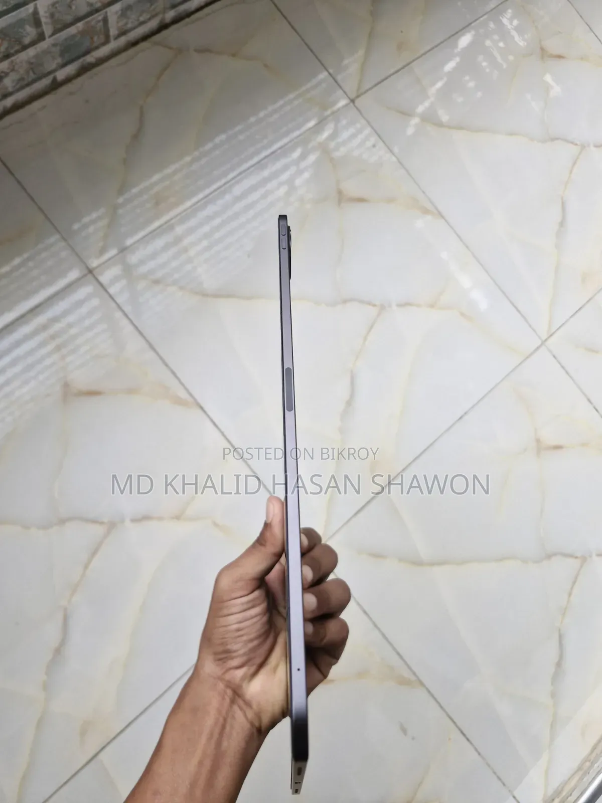 New Apple iPad Pro 13 (2025) 256 GB Black