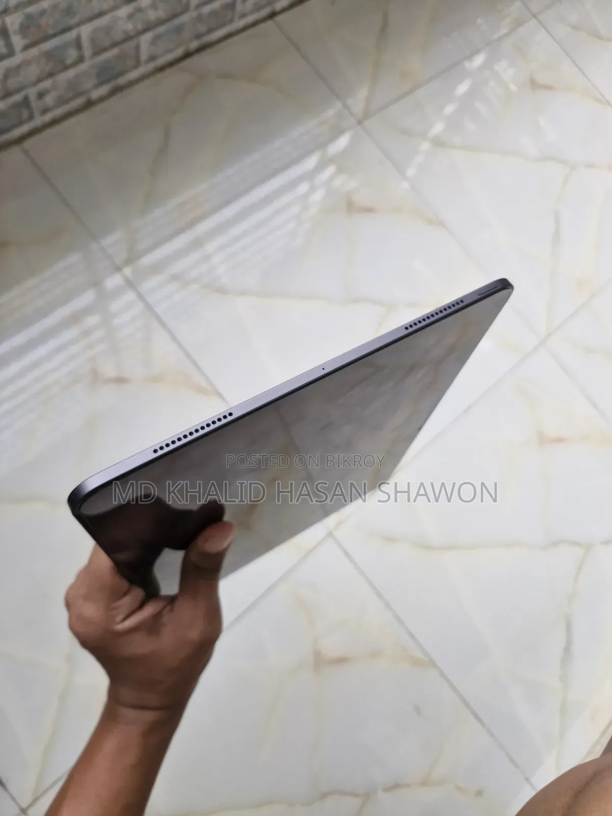 New Apple iPad Pro 13 (2025) 256 GB Black