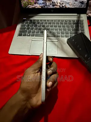 আইকিউওও ২৫৬ জিবি সাদা