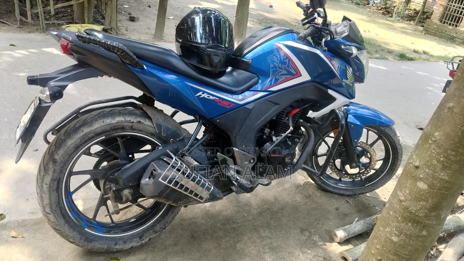 Honda Hornet 2018 Blue