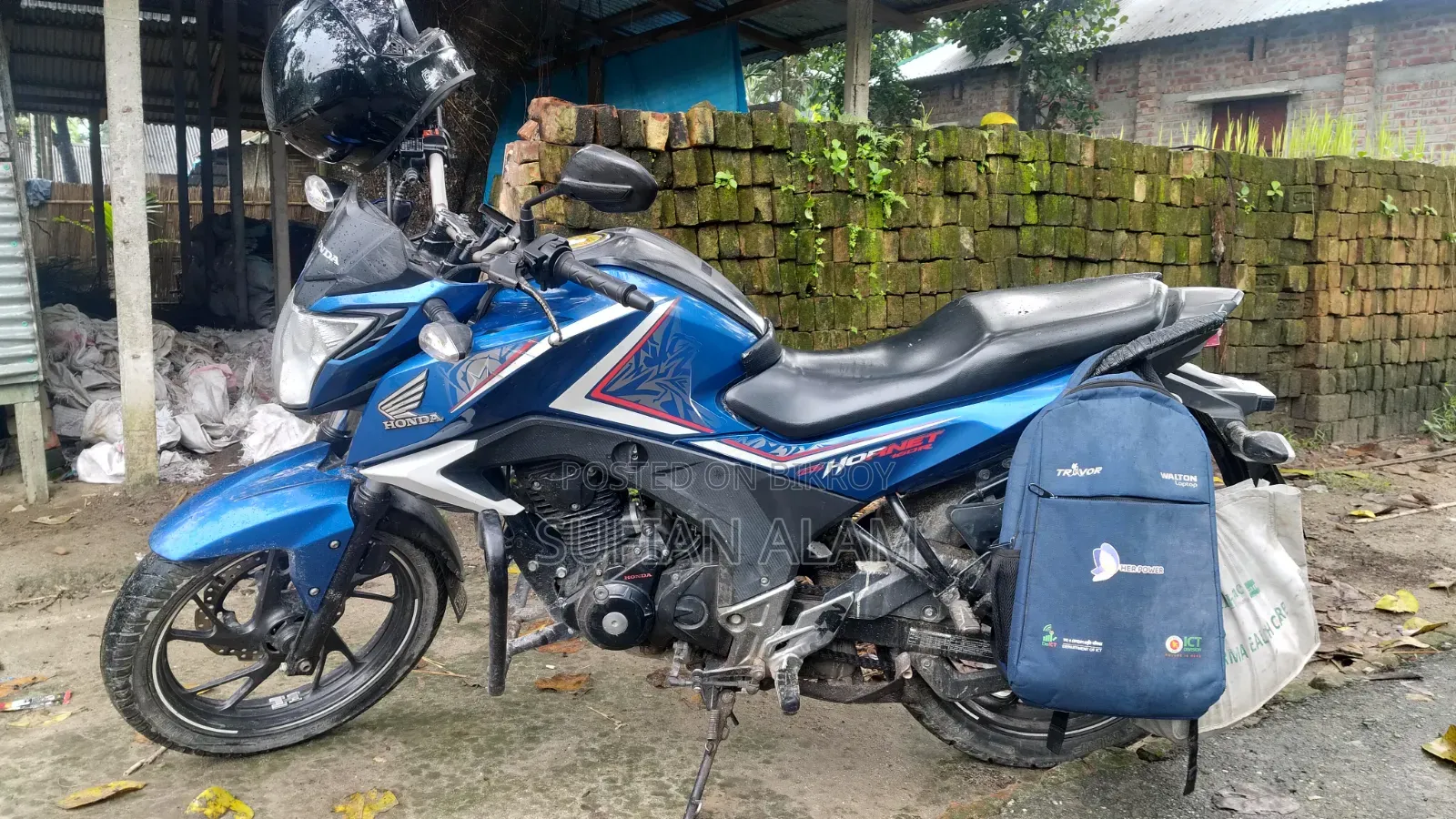 Honda Hornet 2018 Blue