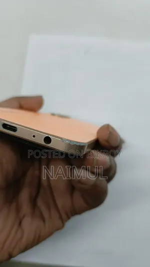 Vivo Y17s 128 GB Gold