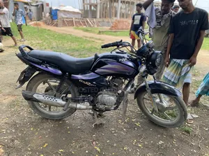 টিভিএস ২০১১ কালো
