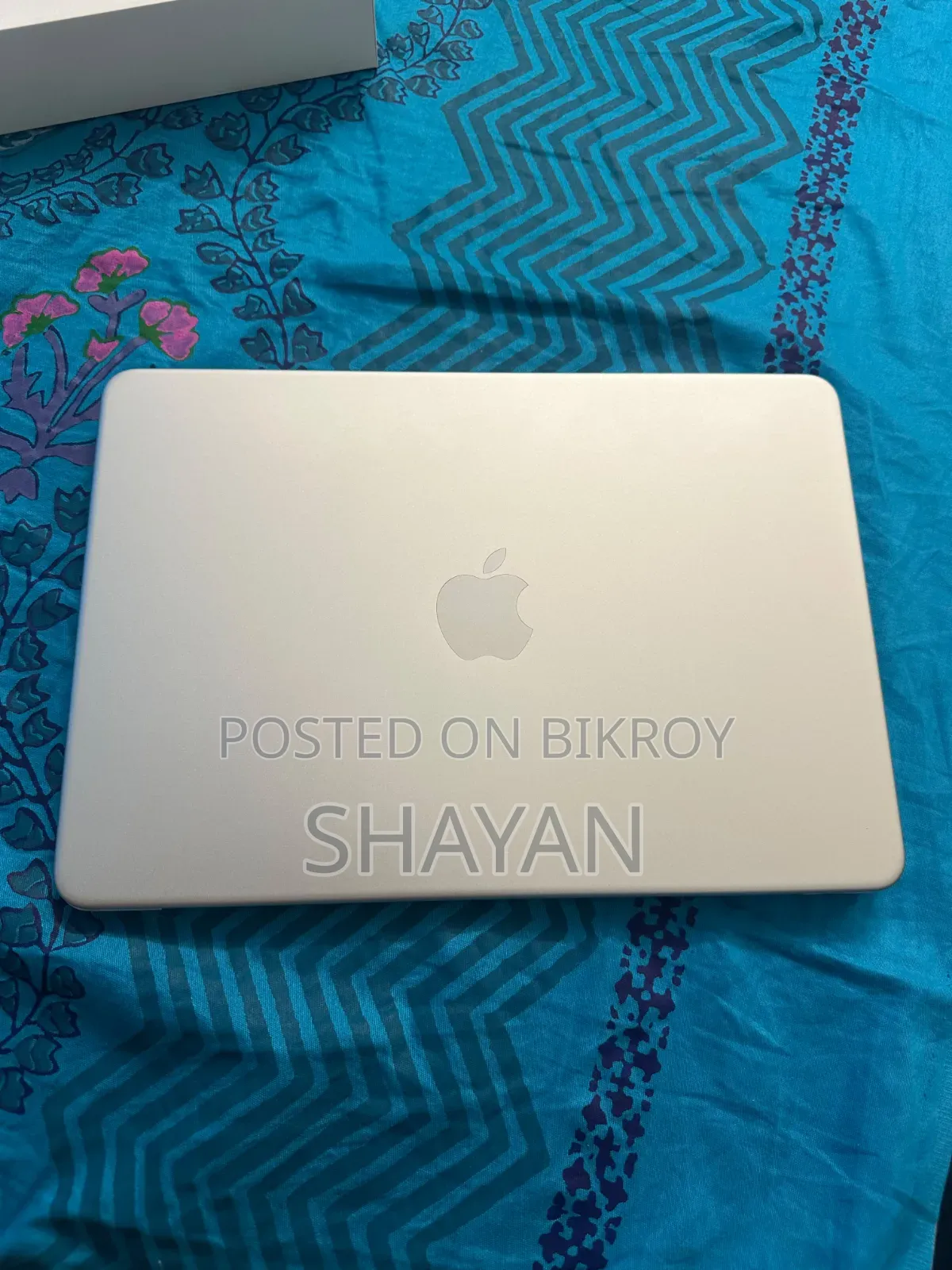 New Laptop Apple 8GB SSD 512GB
