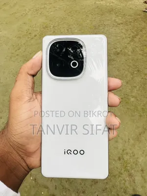 New iQOO 256 GB White