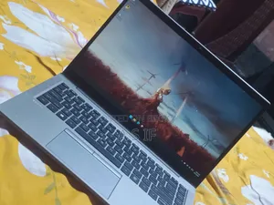 HP ZBook Firefly G8 Laptop 16GB Intel Core i5 256GB SSD