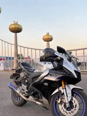 New Yamaha R15M 2025 Silver