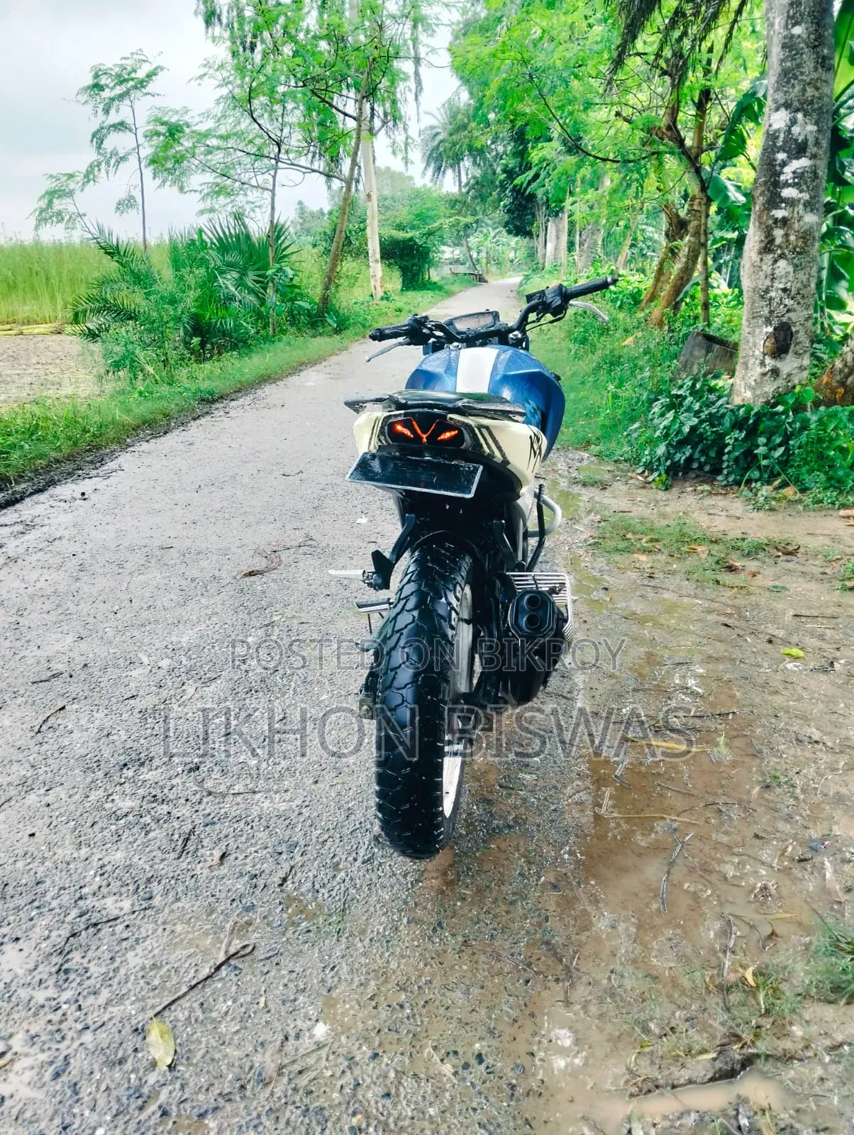 টিভিএস অ্যাপাচে ১৬০ ৪ভি ২০২১ নীল