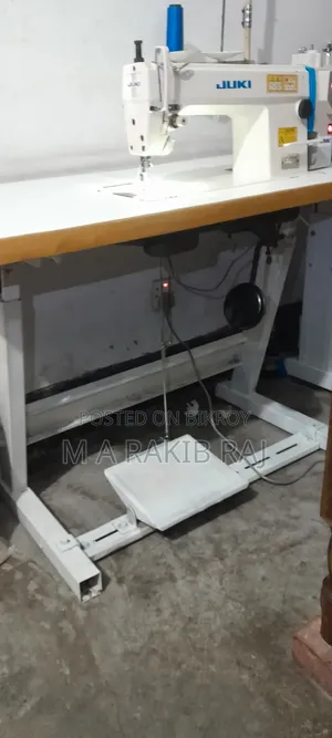 Zuki Semi Auto Plain Machine