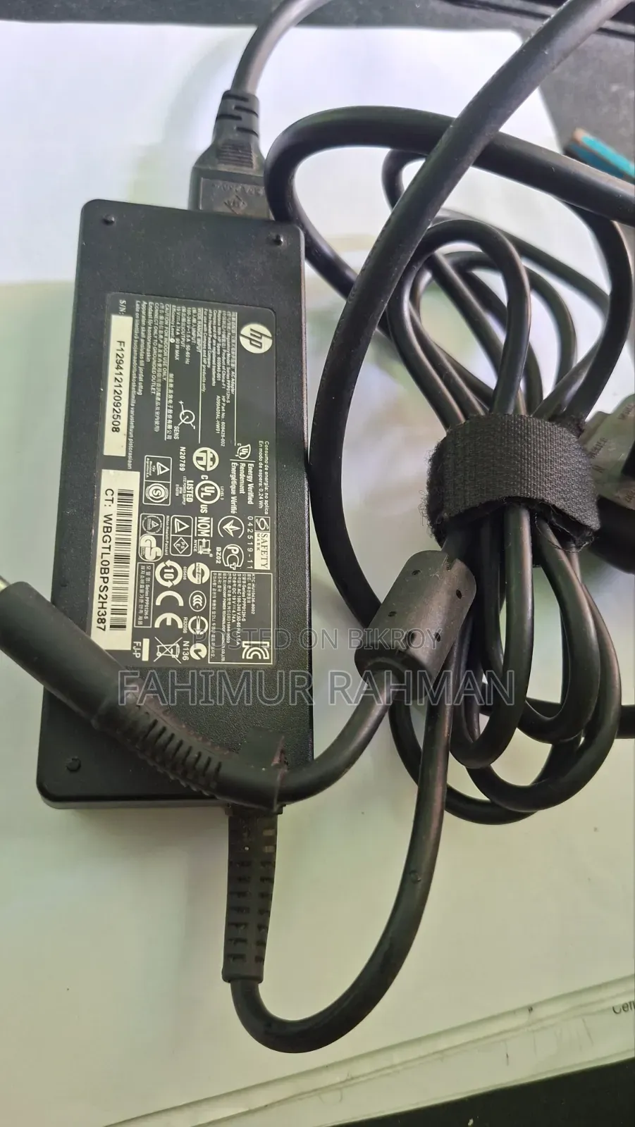 HP Original Laptop with 90 Watt Charger