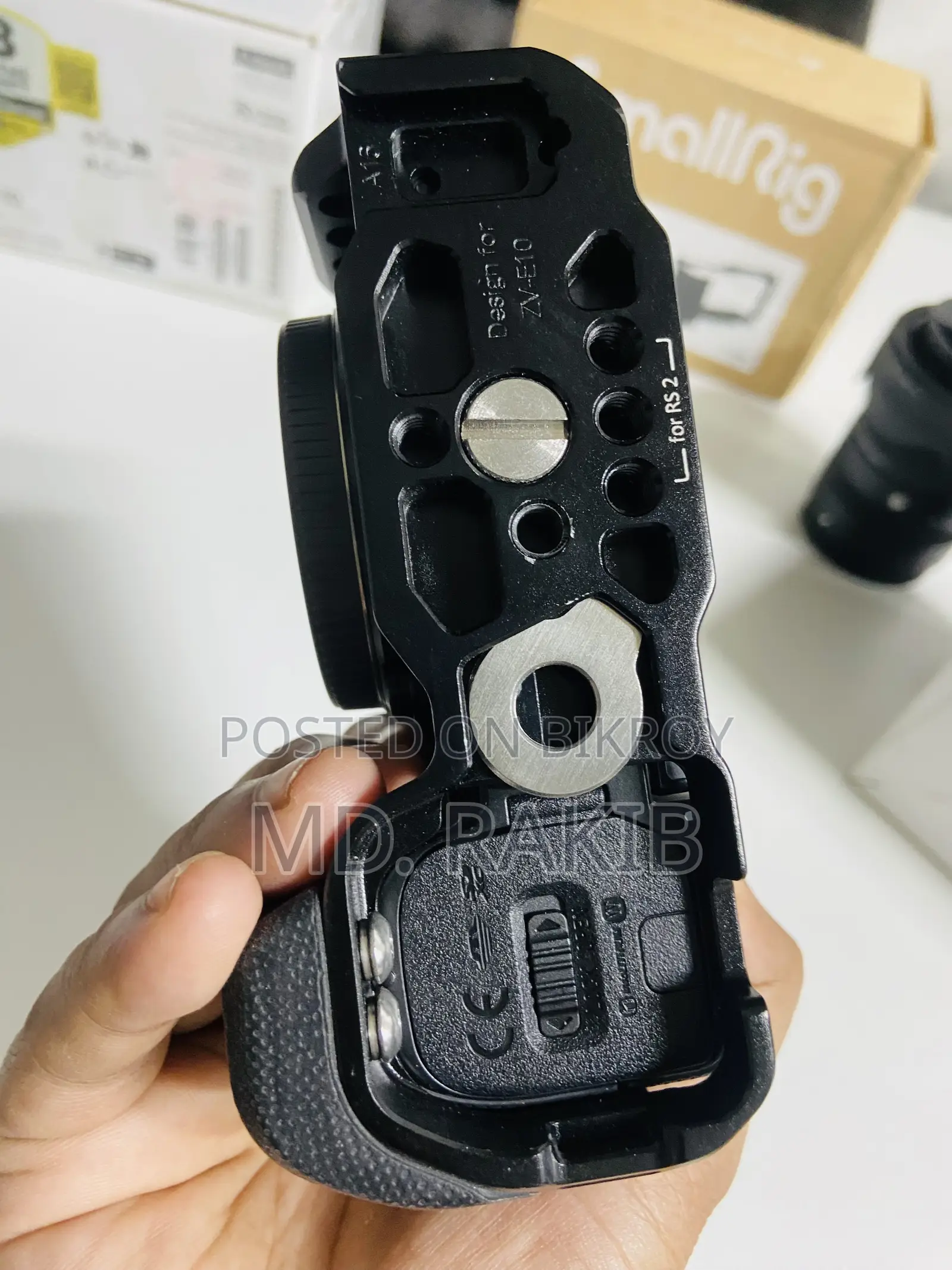 Sony ZV-E10 Camera Body + SmallRig Cage | Fresh Condition
