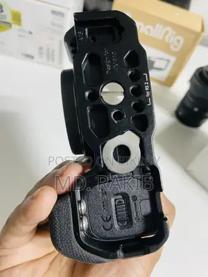 Sony ZV-E10 Camera Body + SmallRig Cage | Fresh Condition