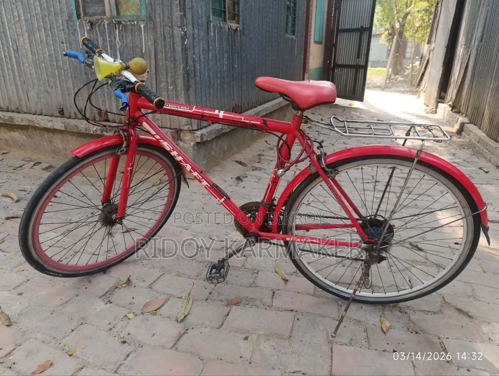 রেসিং বাইসাইকেল বিক্রি হবে।