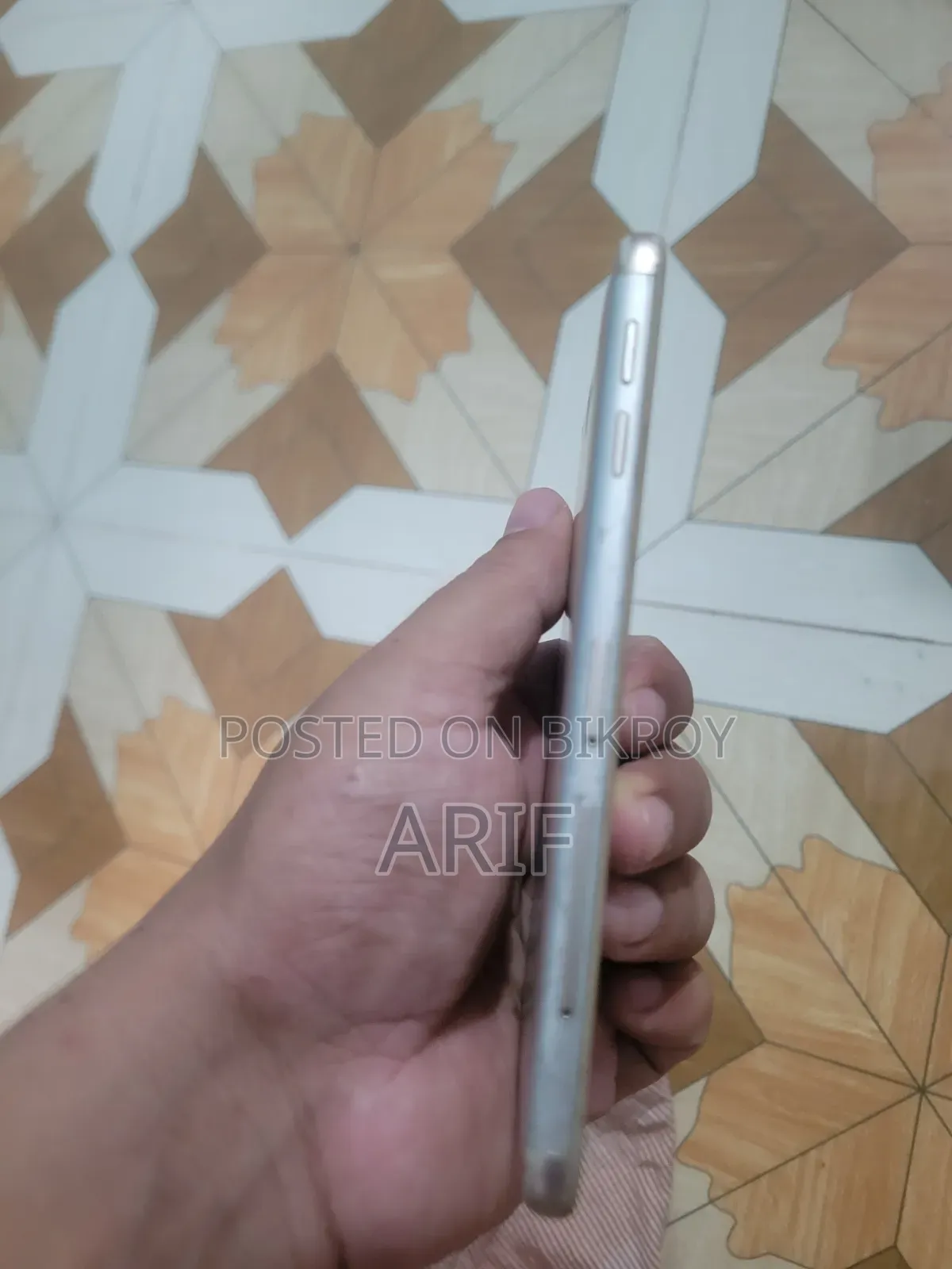 স্যামসাং গ্যালাক্সি জে৫ প্রাইম ১৬ জিবি গোল্ড