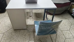 আমদানিকৃত টেবিল চেয়ার চীন থেকে