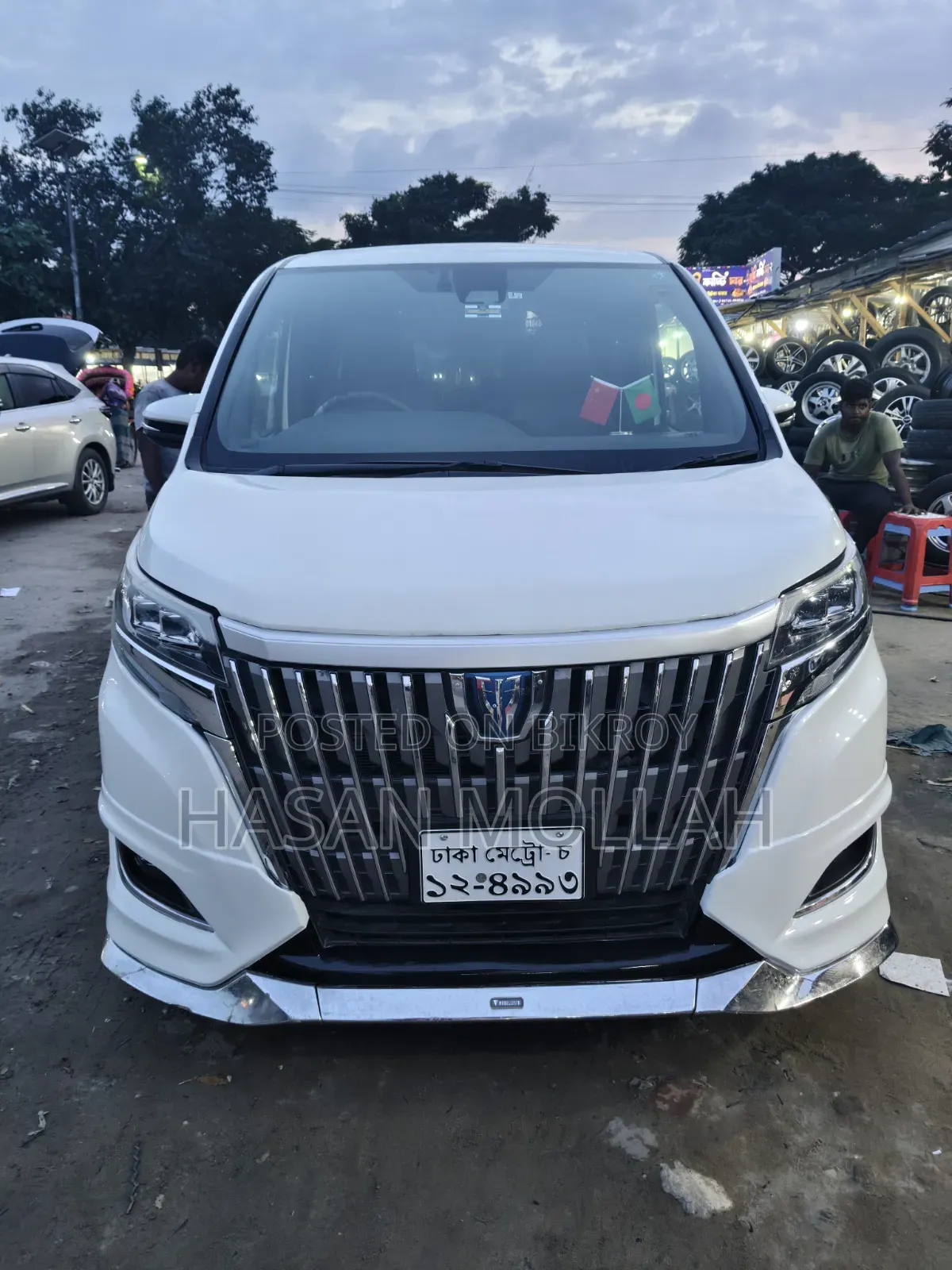Toyota Noah 2018 White