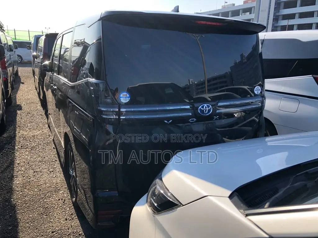 Toyota Voxy S-Z 2WD 7-Seater 2023 Black