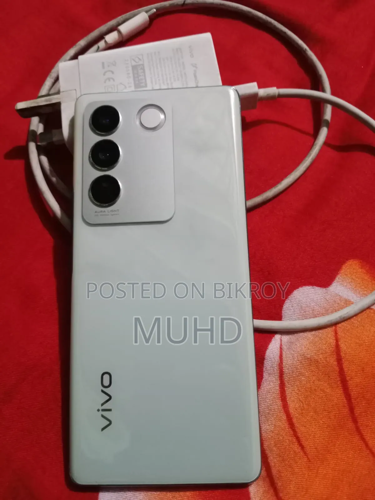 ভিভো ভি২৭ ৫জি ২৫৬ জিবি সাদা