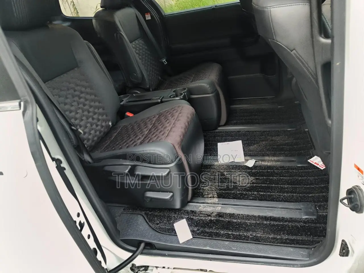 Toyota Voxy S-Z 2WD 7-Seater 2023 Pearl
