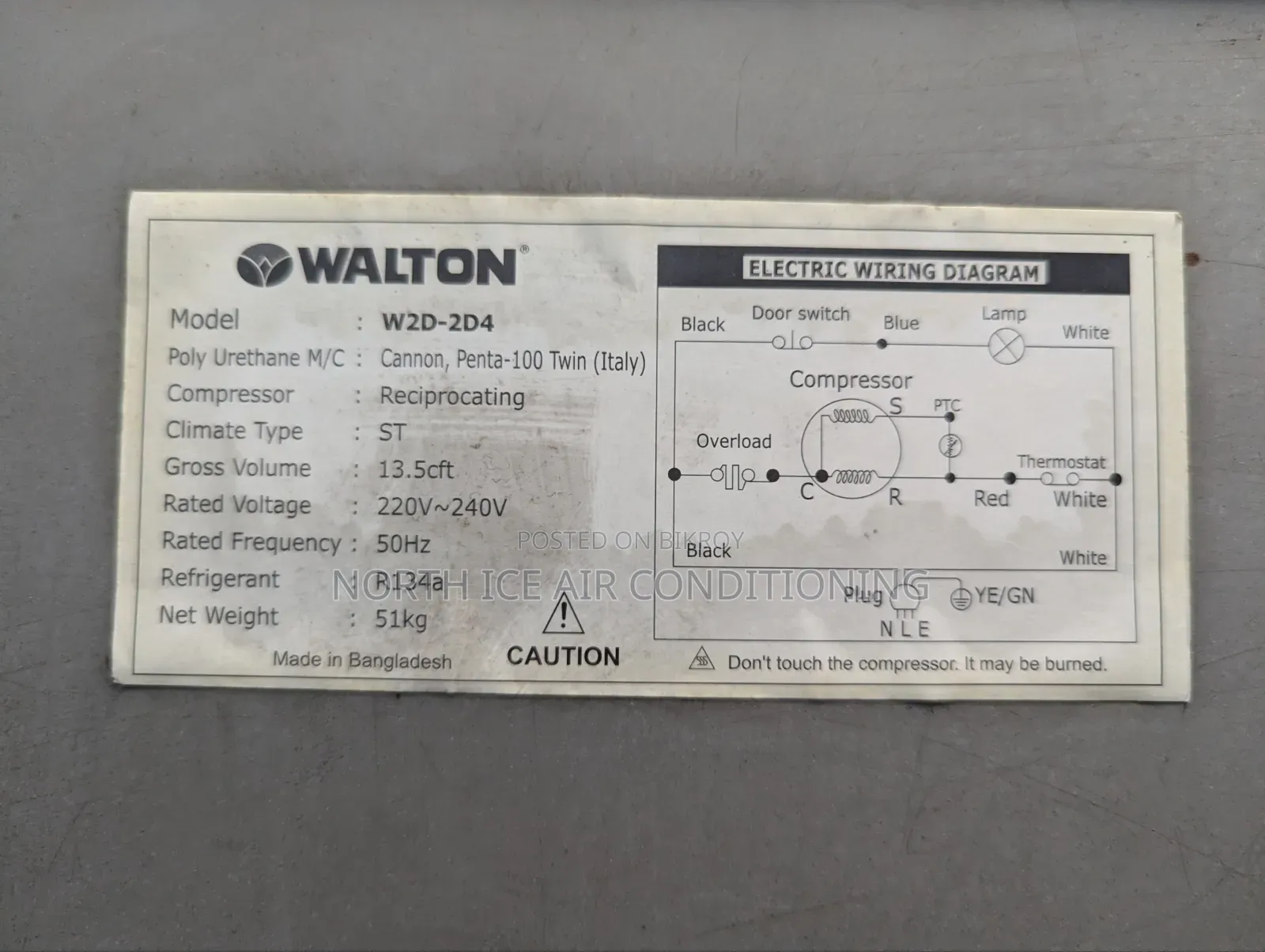 Walton Maroon Colour Frost Fridge 14 Cft.