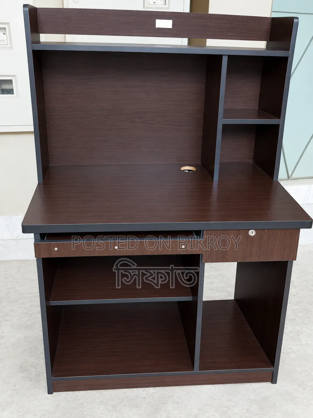 Large Size Computer Table