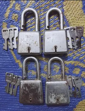 4 locks will be sold together