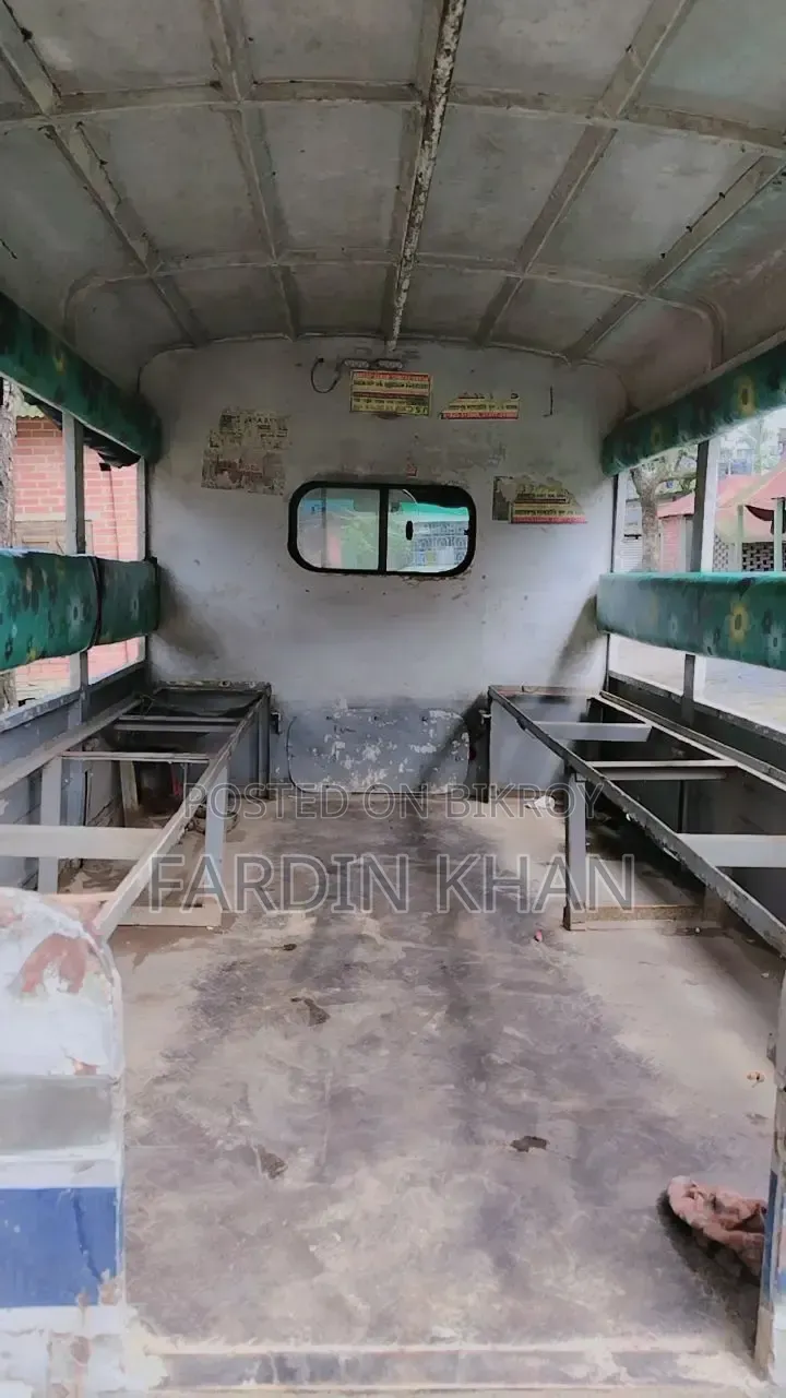 টাটা এক্স২ সাথী লেগুনা