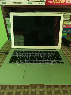 Laptop Apple MacBook Air 2017 8GB Apple M1 Max SSD 128GB