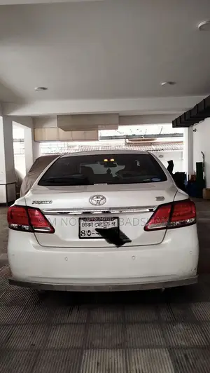 Toyota Premio 2016 Beige