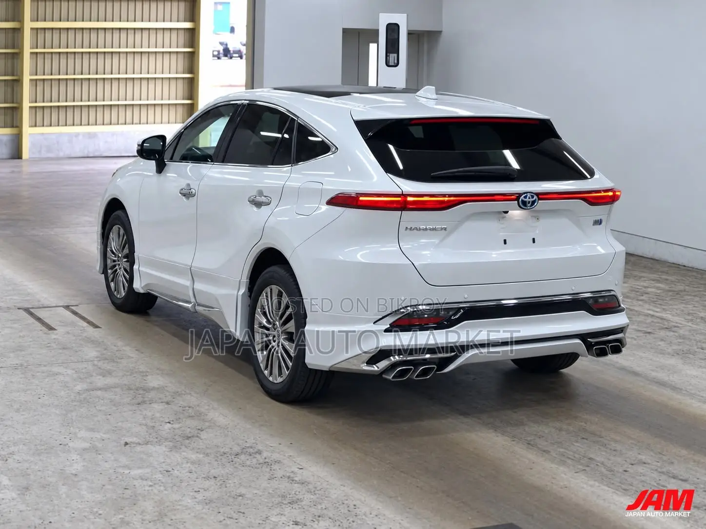 Toyota Harrier Hybrid Z 2023 Pearl