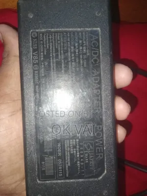 এসি/ডিসি পাওয়ার অ্যাডাপ্টার