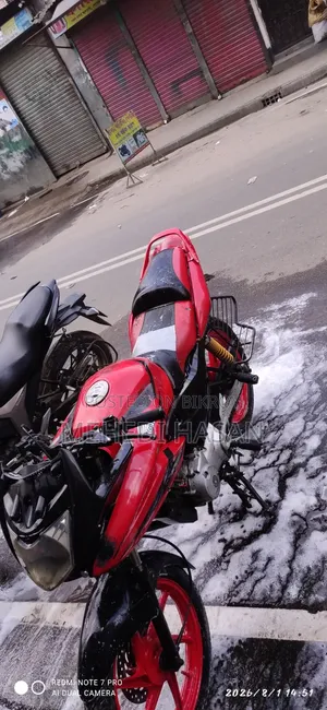 Honda 2009 Red