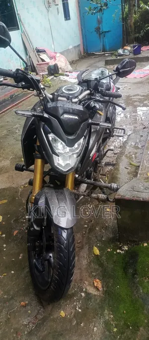 হোন্ডা হর্নেট ২.০ ২০২৪ ব্ল্যাক