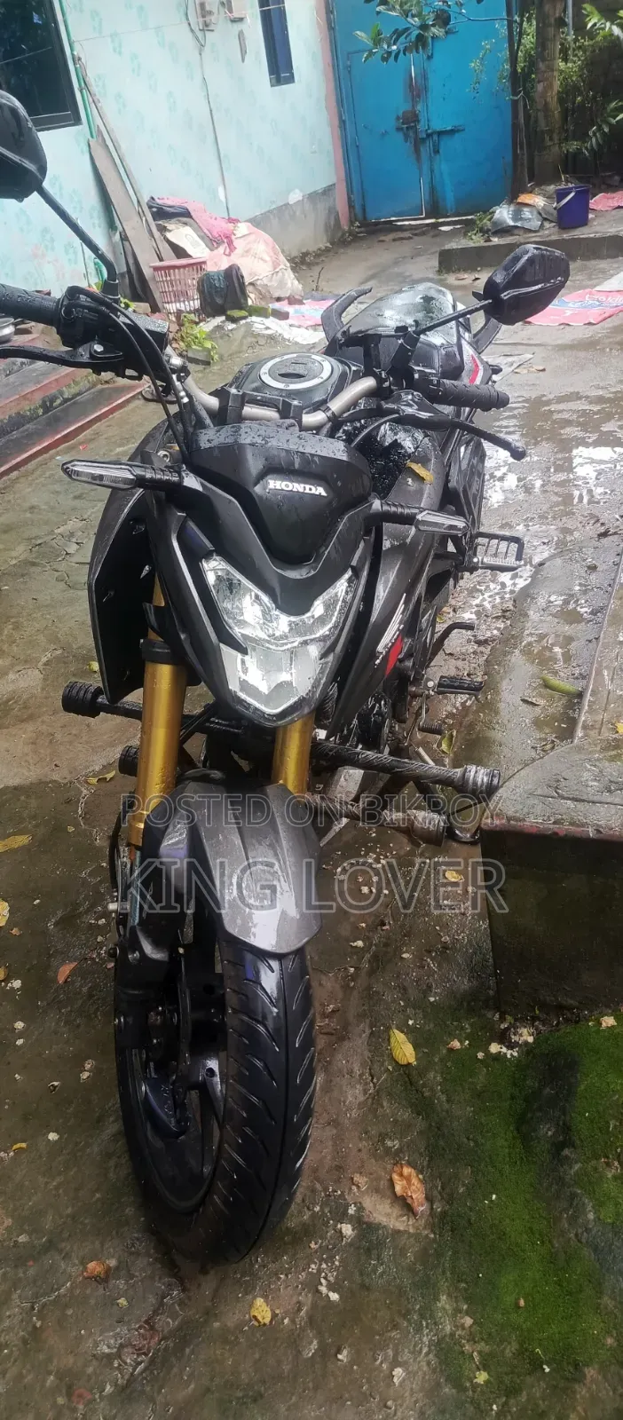 হোন্ডা হর্নেট ২.০ ২০২৪ ব্ল্যাক